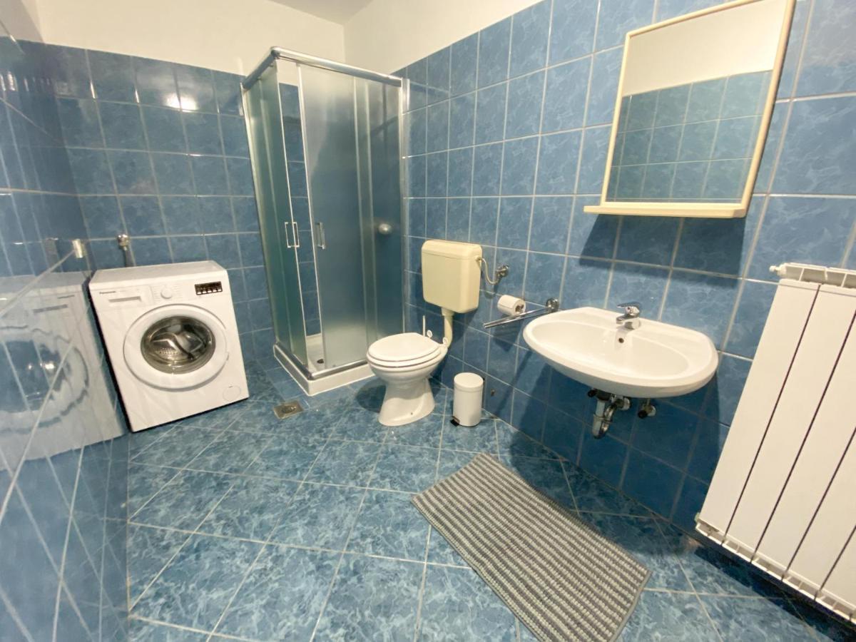 Apartment Moon Pobegi Екстер'єр фото