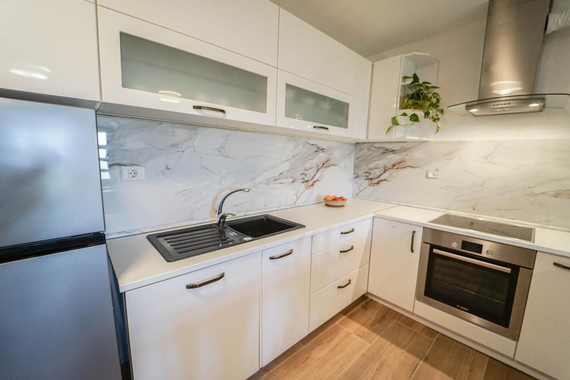 Apartment Moon Pobegi Екстер'єр фото